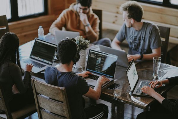 Recursos y Programas de Formación para Estudiantes Universitarios: Impulsa tu Desarrollo Académico y Profesional